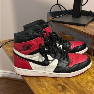 Air Jordan 1 Bred Toe
